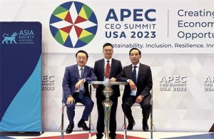 理想华莱应邀出席2023年APEC会议