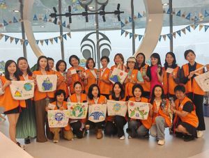 如新中国世界地球日五城联动，共绘环保健康画卷