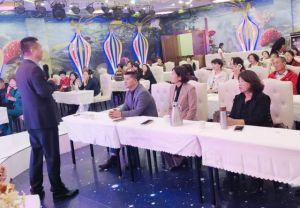 集宁大同两城联动举办荣格健康事业说明会