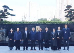 安化县人大常委会党组书记调研绿之韵中心