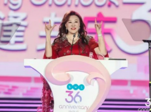 全美世界36周年：72岁创办人的半生答卷