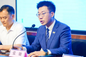 艾多美走进潍坊寒亭区学校捐赠“护行安全包”</a>